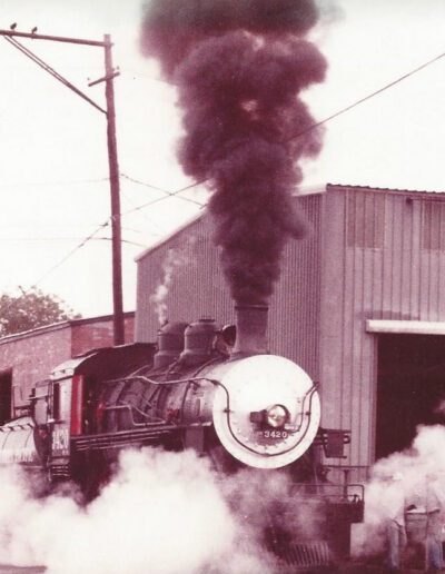 EARLY LOCOMOTIVE